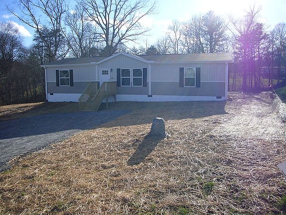 2nd image of 106 Asher Oaks Ln