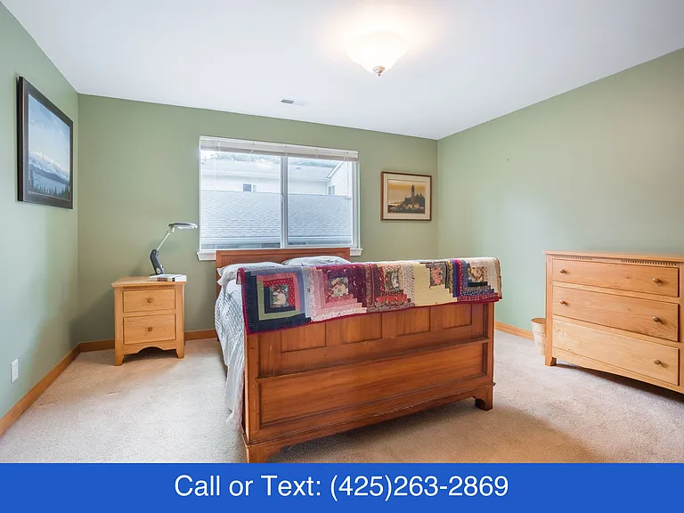 12044C Roosevelt Way NE — Photo 24