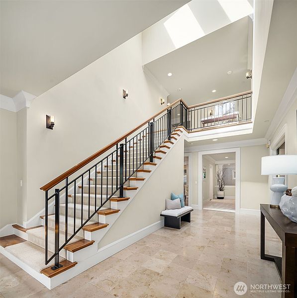 3rd image of 8910 NE 33rd Street