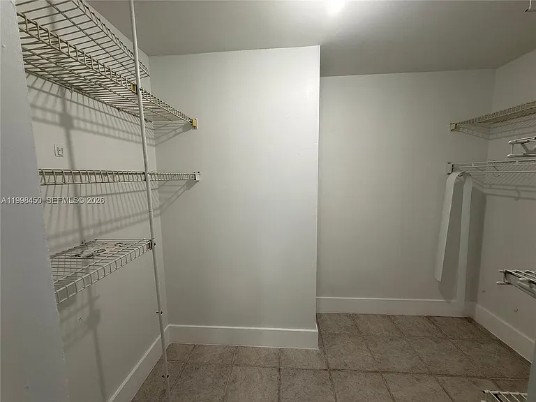 155 Lakeview Dr #101 — Photo 13