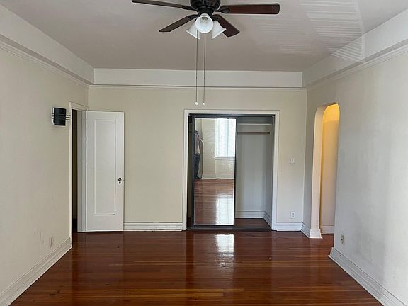 5th image of 657 S Cochran Ave #400B