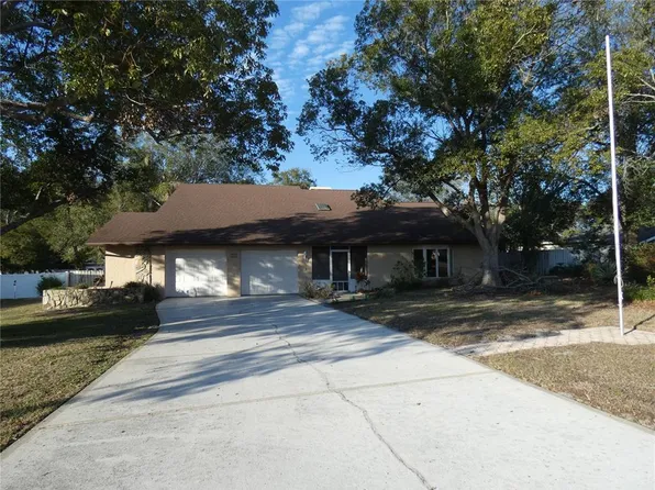 8526 DELAWARE DRIVE, WEEKI WACHEE, FL 34607