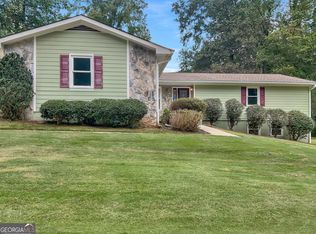 951 Marion Ct, Lithia Springs, GA 30122