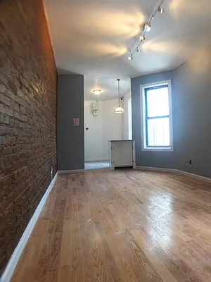 Rented by Bohemia Realty Group | media 23