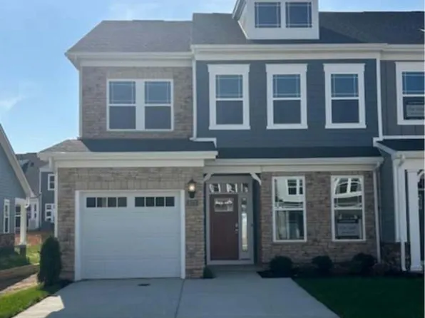 10715 Great Lakes Pl, White Plains, MD 20695