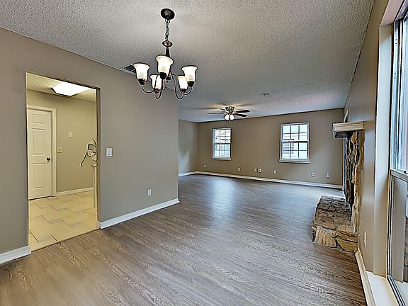 3rd image of 11707 Tanager Dr