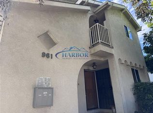 961 W 1st St, San Pedro, CA 90731