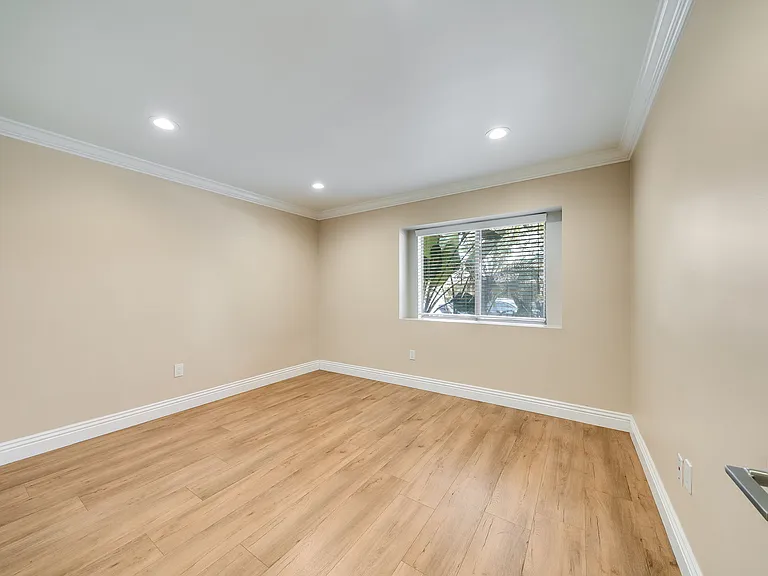2733 W Keller Ave #1 — Photo 26