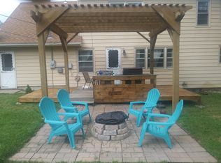 9813 E Gregory Blvd, Raytown, MO 64133