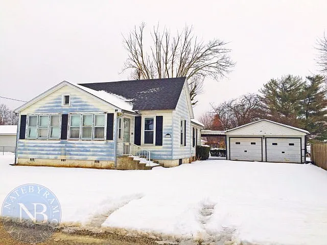 521 Virginia Ave photo 1