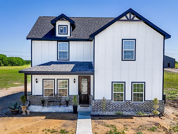 2nd image of 505 Farmer Rd