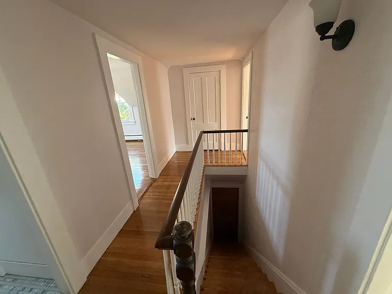 171 Pleasant St — Photo 4