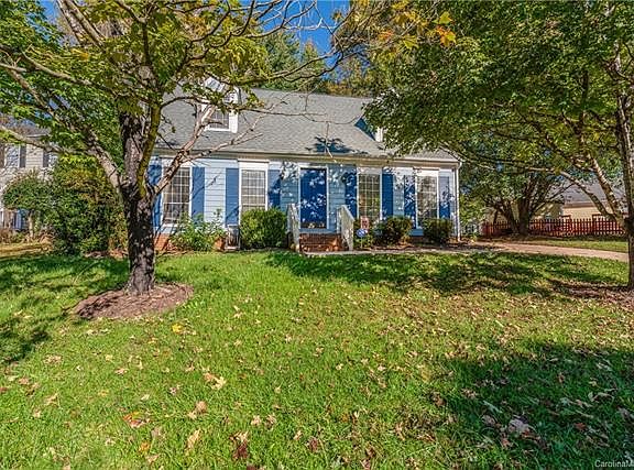 5th image of 7217 English Ivy Ln