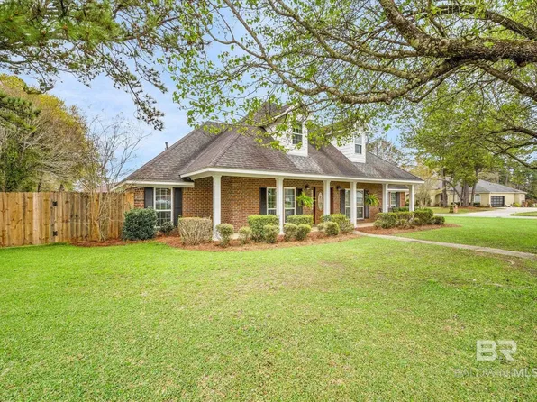 3828 Saint Andrews Dr, Mobile, AL 36693