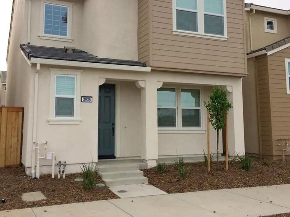 3935 Samuelson Way