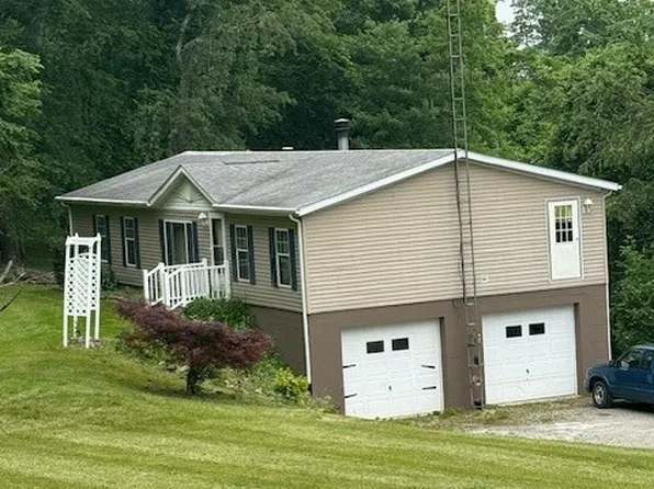 4000 Tabor Ridge Rd NE, Mineral City, OH 44656