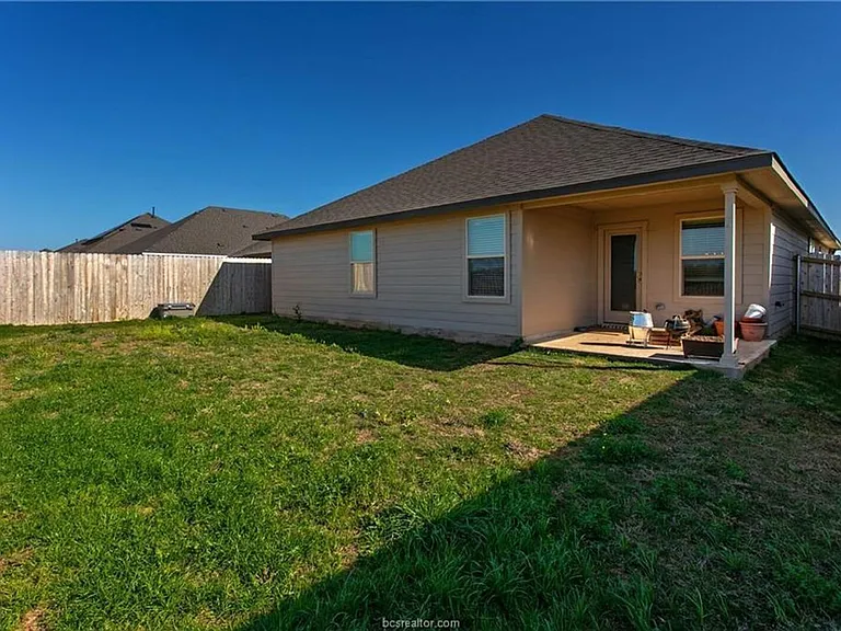 6214 Darlington Ave — Photo 13