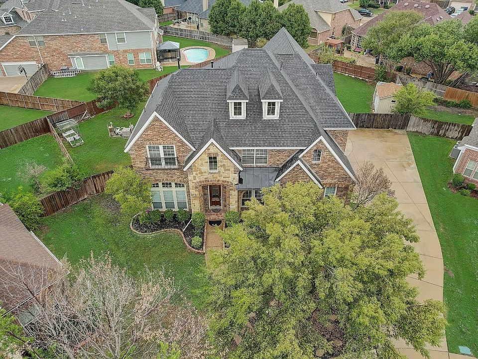 1st image of 205 Trevino Ct