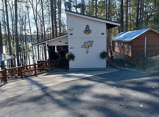 402 Newbury Cir, Westminster, SC 29693