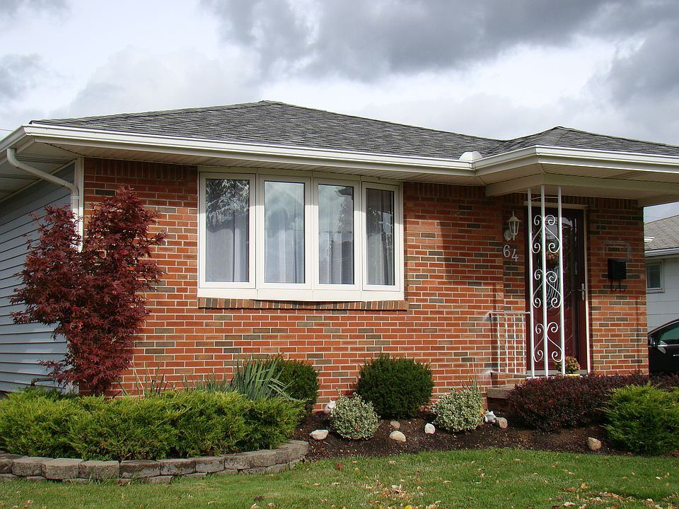 1st image of 64 Oakwood Dr