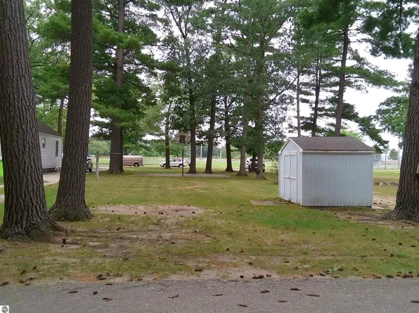 319 Fair St, Traverse City, MI 49686