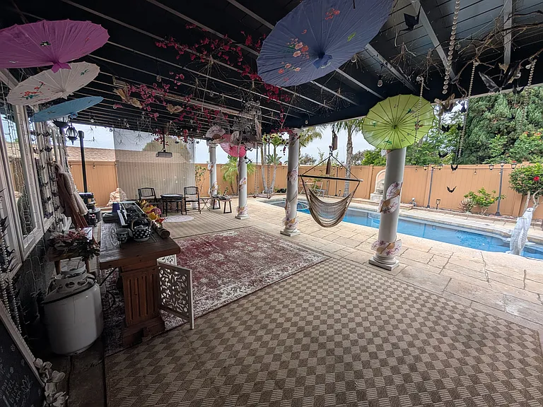 12870 Prairie Dog Ave — Photo 18