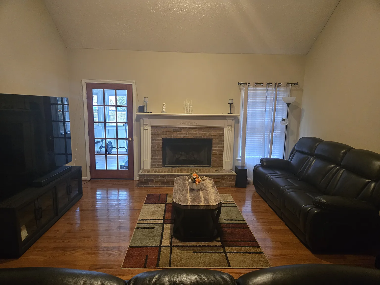 1 bed, 2603 sqft, $1,000 — Photo 4