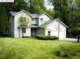 10696 Red Dog Rd, Nevada City, CA 95959