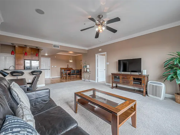 2299 Lone Star Dr, Sugar Land, TX