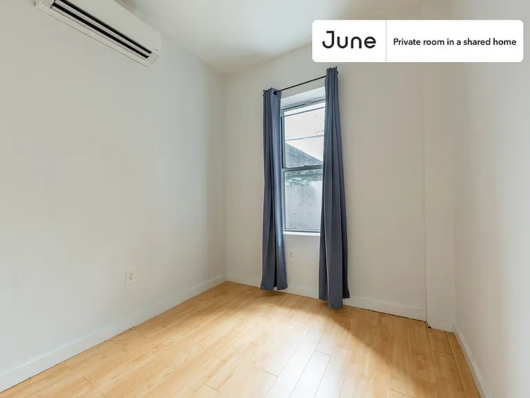 252 Madison St #D — Photo 3