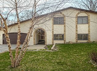 10162 Ibis St NW, Coon Rapids, MN 55433