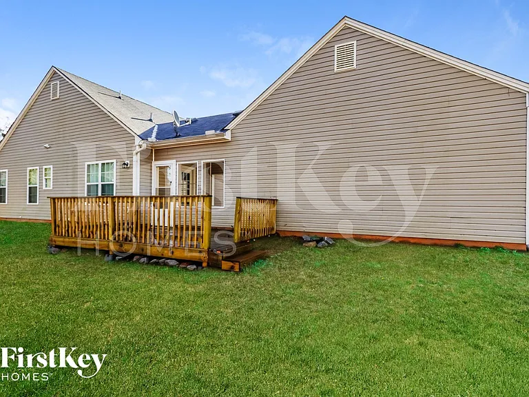 1252 Clearwater Dr — Photo 15