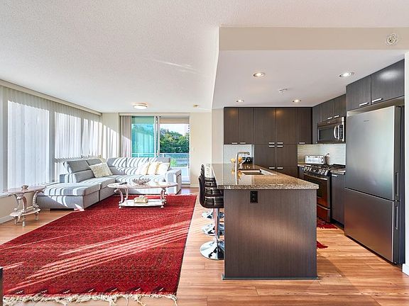5th image of 2232 Douglas Rd #805