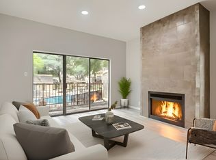 8642 Fredericksburg Rd APT 703, San Antonio, TX 78240