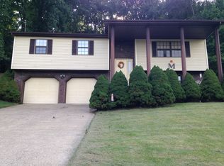 1909 Winding Hills Dr, Sissonville, WV