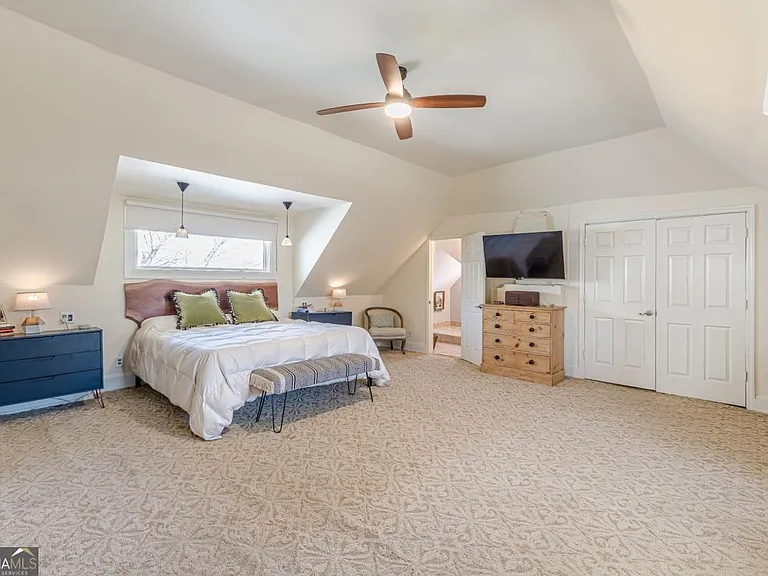 1118 Glenwood Ave SE — Photo 44