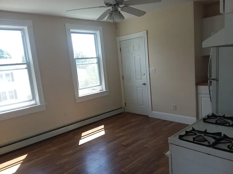 78 Hazael St #1 — Photo 10