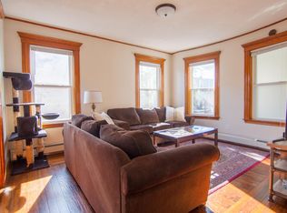 33 Walnut St #1, Somerville, MA 02143