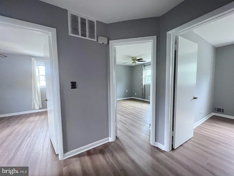 8407 Thornton Rd — Photo 14