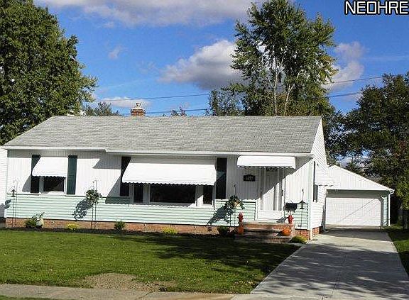 2nd image of 1653 Dennis Dr