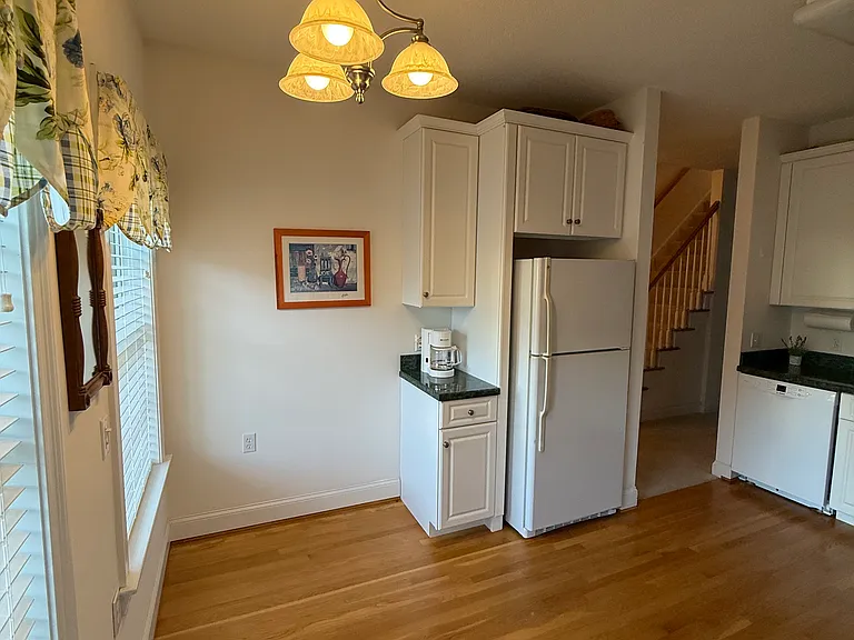 9 Clover Ln — Photo 5