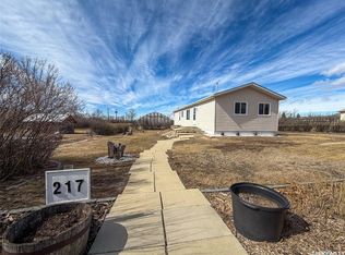 217 2nd STREET W, Climax, SK S0N 0N0