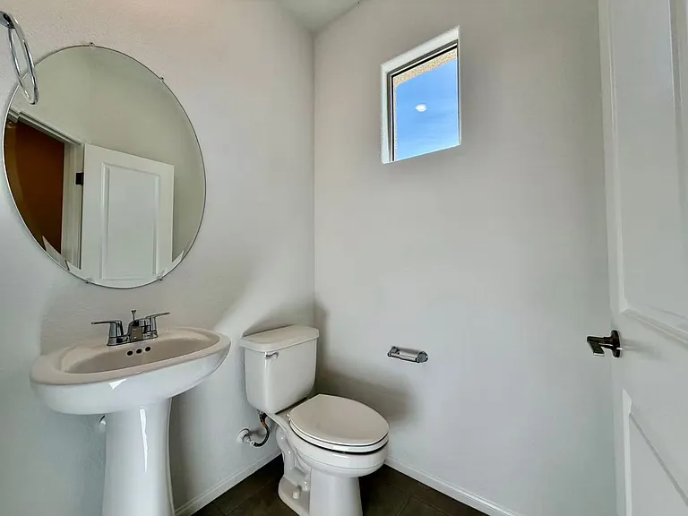 5956 Miller Ln — Photo 7