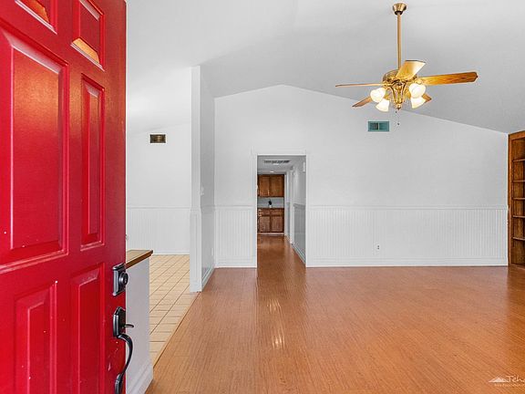 5th image of 22221 Bogie St