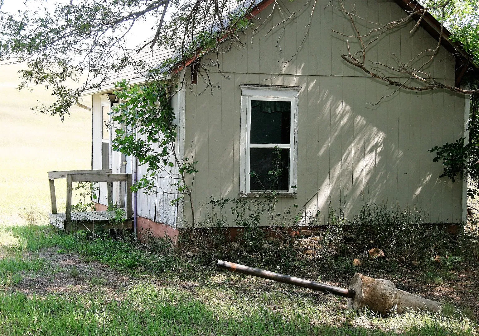 Acreage in Rural Burbank — Photo 4