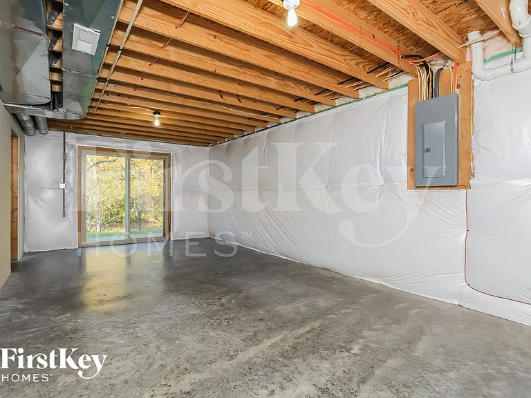2724 Parkerridge Dr — Photo 13