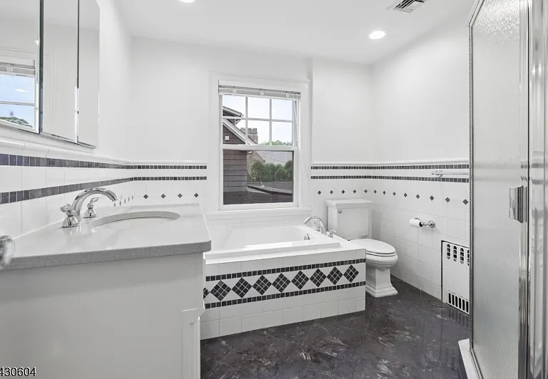 190 Fernwood Ave — Photo 14