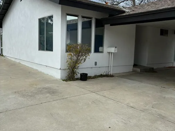 67 Calle Vis, Camarillo, CA 93010