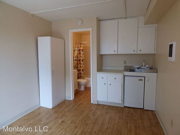 4th image of 4484 Montalvo St APT 09