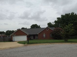 7432 Holly Grove Dr, Olive Branch, MS 38654